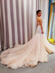 -Flora婚纱礼服定制租赁店