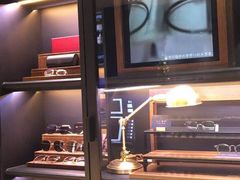 -日本手作眼镜·久川睛匠(新中关购物中心店)