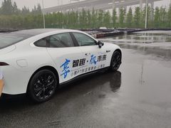 -锐擎卡丁车主题乐园(郊野公园店)