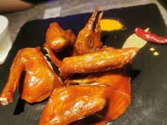 脆皮乳鸽-悦秀·高级粤菜