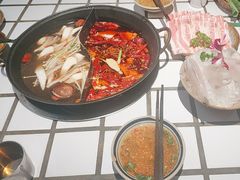 -贰回巷火锅馆(钟楼店)