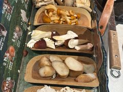 -芸山季·云南山珍菌火锅(人民广场来福士店)