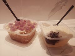 爆款雪山冰汤圆-甜心闲生传统手工冰粉(太古里店)