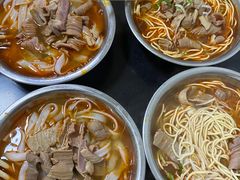 红油牛杂粉-薛记襄阳香辣牛肉面(平安路店)