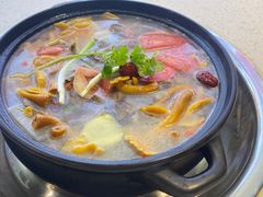 -九寨沟特色牦牛肉汤锅