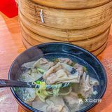 必吃榜，也是上海唯1一家米其林必吃榜蟹粉小笼