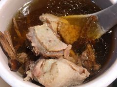 茶树菇炖老鸭-72街红烧排骨饭(海珠丽影广场店)