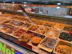 -绝味鸭脖(龙阳路生活广场店)