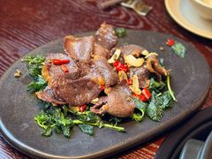 油淋牛干巴-滇野云南野生菌餐厅(陕西南路店)