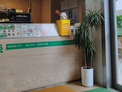 -龙治汉堡(中华城店)