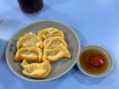 -天天锅贴王(迎凤街店)