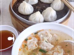 -珊珊小笼馆(仙霞路店)