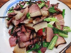 -乡土特色.冷锅鱼.牦牛肉汤锅