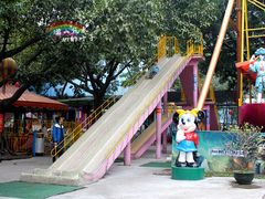 -顺德大良半月城游乐场