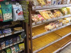 -全家便利店(秀沿路店)