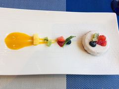 -香格里拉鱼跃地中海西餐厅·牛排披萨