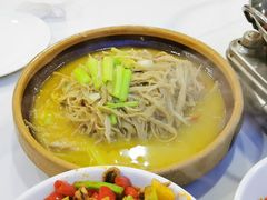 -独一佳老胡湘菜馆(矿山路店)
