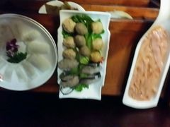 -洪焱重庆老火锅(万福花园店)