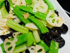 荷塘月色-马老六清真餐厅(雁滩店)