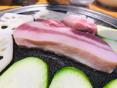 -唯成•韩国炭火烤肉 유성고기