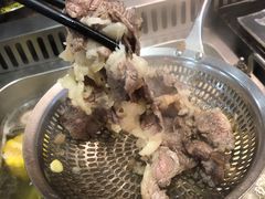 -牛里牛气· 榴莲海鲜鲜牛肉自助火锅·烤肉(横岗店)
