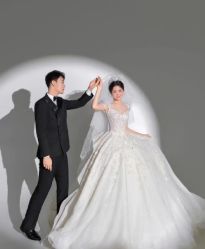-米兰婚纱摄影轻奢化定制(深圳罗湖总店)