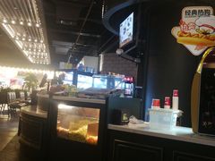 -CGV影城(滨江天街IMAX店)