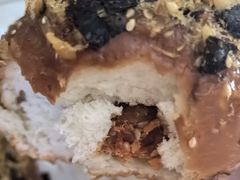 -白玉兰食品甜凤店(合生汇店)