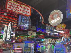 -LuckyStar幸运星家庭娱乐中心(南昌万象汇店)