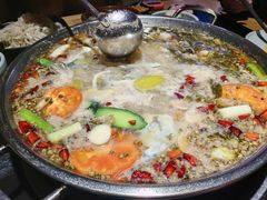 -小饕荟雅安贡椒鱼鲜馆(广福桥店)