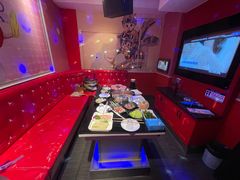 -唯爱KTV聚会餐厅(仙林东城汇店)