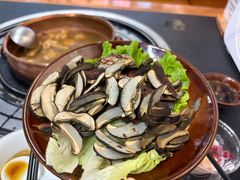 -阿山卓·野生菌火锅·纳西火塘烤肉