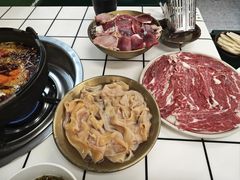 -扎起市井老火锅(乐山总店)