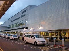 -格拉斯哥国际机场