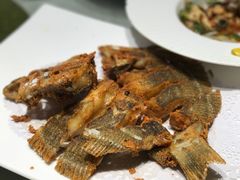 -辣螃铠盆盆蟹大排档(海昌店)