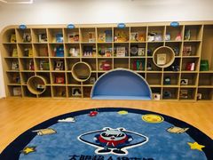 -小门牙好性格托育(北外滩中心)