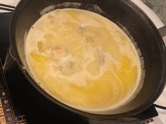 -鲜入围煮花胶鸡海鲜火锅