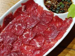 生吃牛肉-北门胜利牛肉串·铁签酱爆烤肉