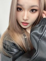 -AYO SALON