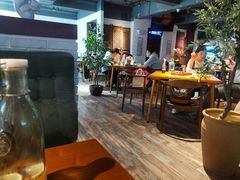 -JINNS锦时 steak&pizza(浸信会礼拜堂旧址店)