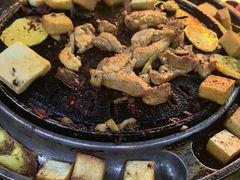 -胡悦里韩式烤肉(芝罘万达广场店)