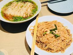 开洋葱油拌面-枕水江南(铁西万象汇店)