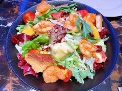 夏威夷缤纷水果鲜虾沙拉-MOSSO德国餐厅·音乐酒吧(环宇荟店)