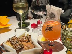 餐前面包配黄油-弗兰克牛排西餐厅Ribone steak house(柠檬花园店)