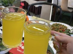 -刘姐啤酒鱼民族演艺餐厅(西街总店)