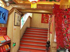 -闯关东东北农家菜(崂山石老人店)