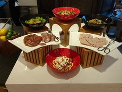 -松咖啡自助餐厅·松北香格里拉