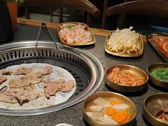 -一家东北烤肉(华大店)