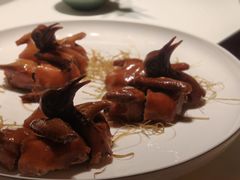 爆汁香茅乳鸽-炳胜品味(深圳万象城店（罗湖）)