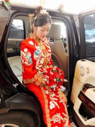 点击看大图 -艾米丽婚纱礼服